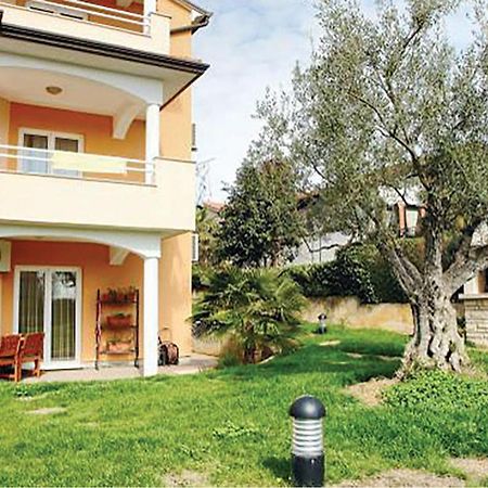 Nice Apartment In Novigrad With Ethernet Internet Exterior photo